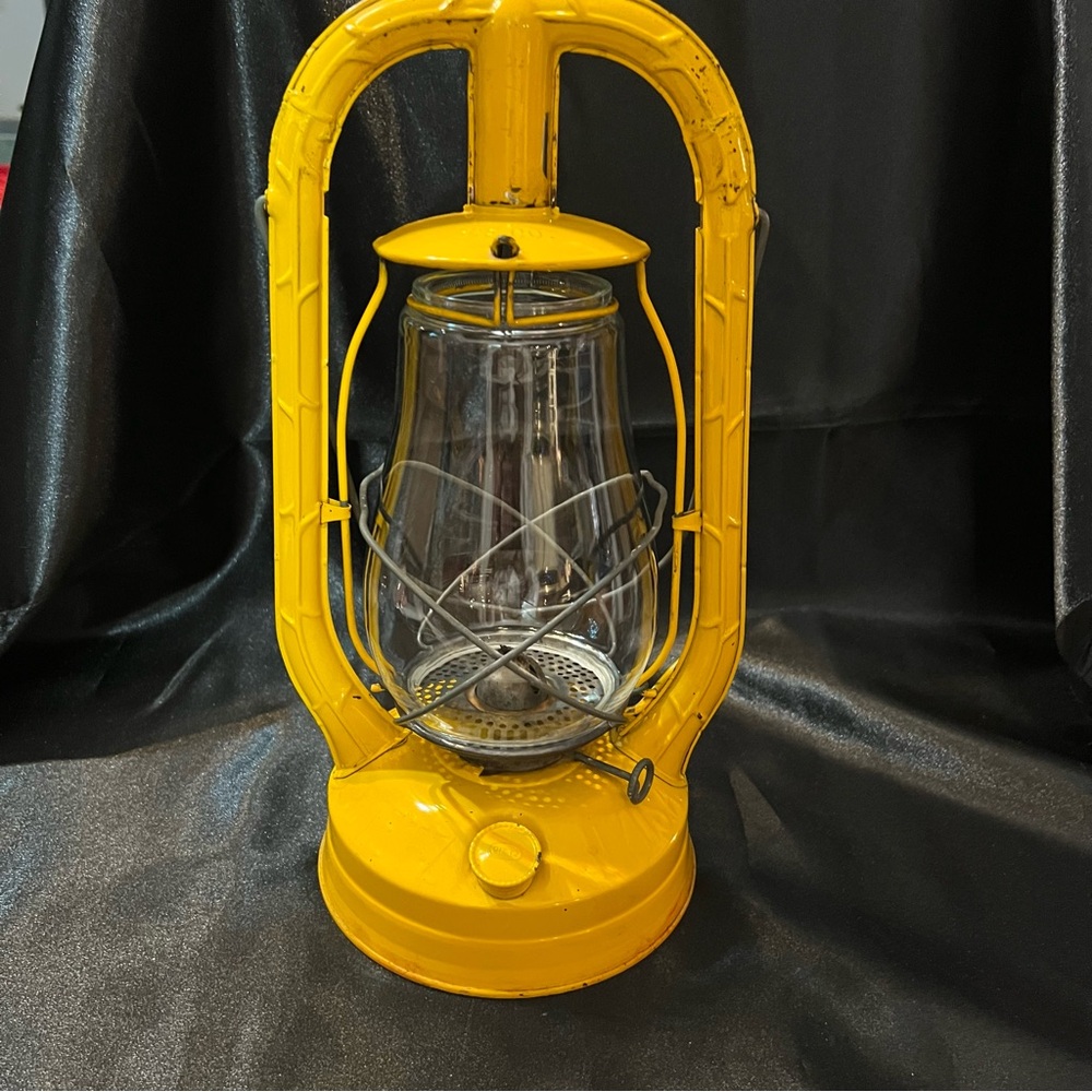 Vintage Dietz Lantern